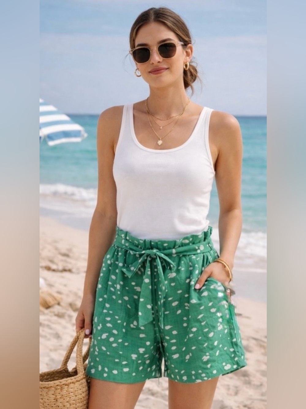 NWT Lush Green Linen Blend Shorts Medium Paperbag Waist Resort Vacation Summer